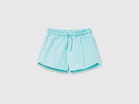 100% cotton shorts with drawstring