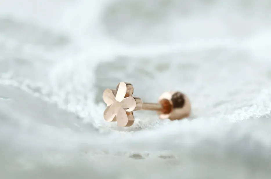 14K Solid Gold Diamond Cutting Daisy Flower Tragus Cartilage Helix Conch Earring Barbell Piercing Stud