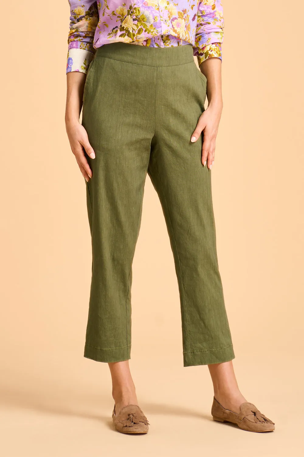 7/8 Tapered Pant - Olive