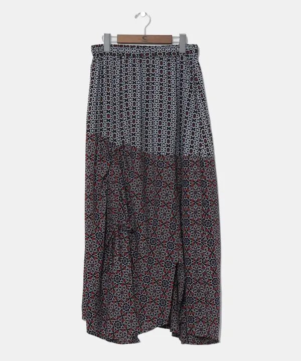 Arabic Pattern Asymmetrical Skirt