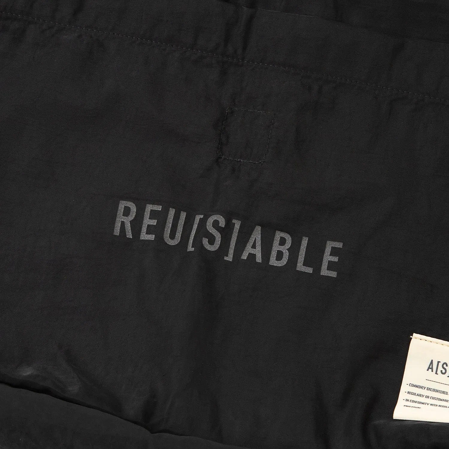 A[S]USL REFLECTIVE LOGO MESSENGER BAG-BLACK