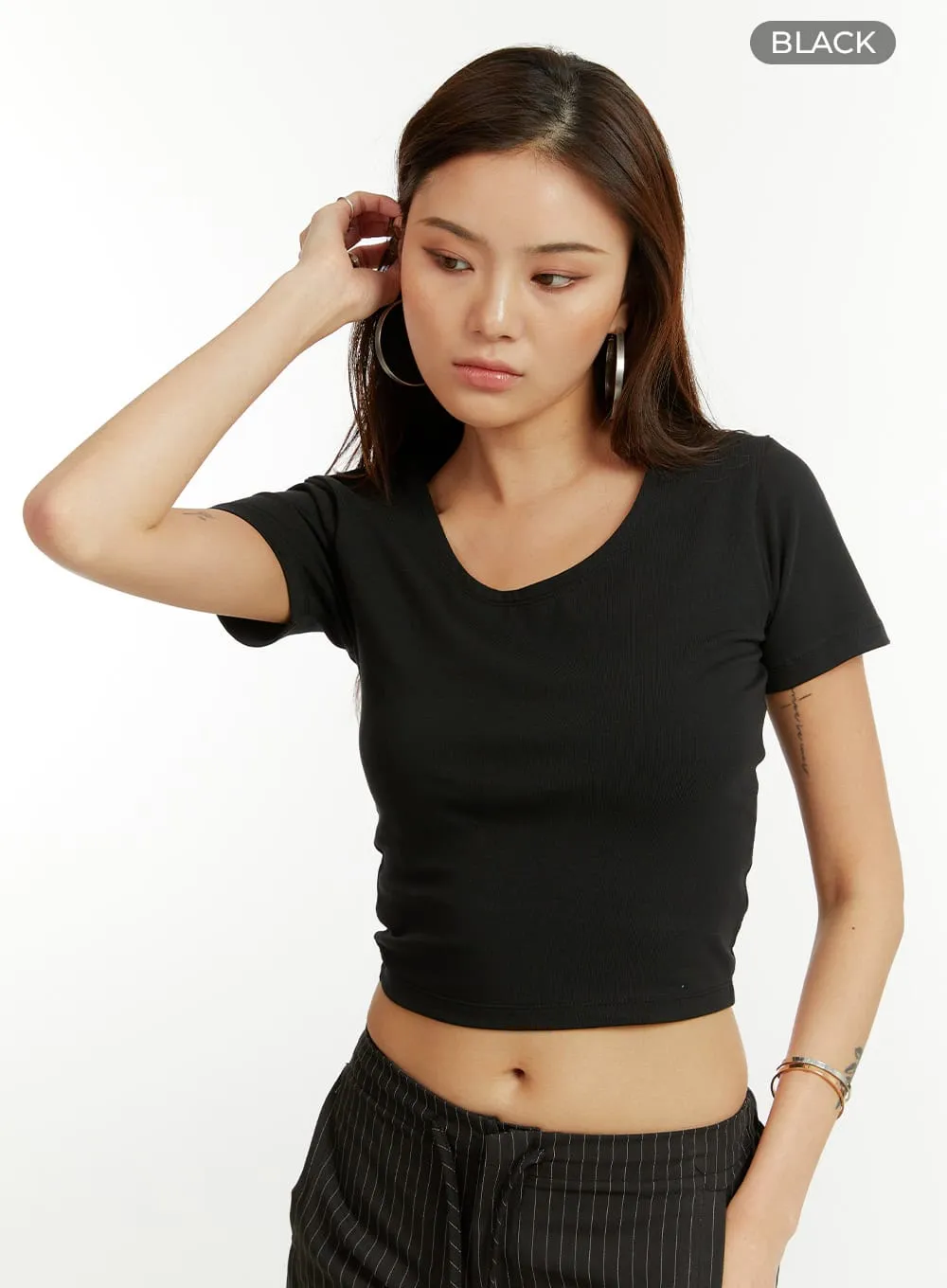 Basic Cotton Round Neck Crop Tee CU421