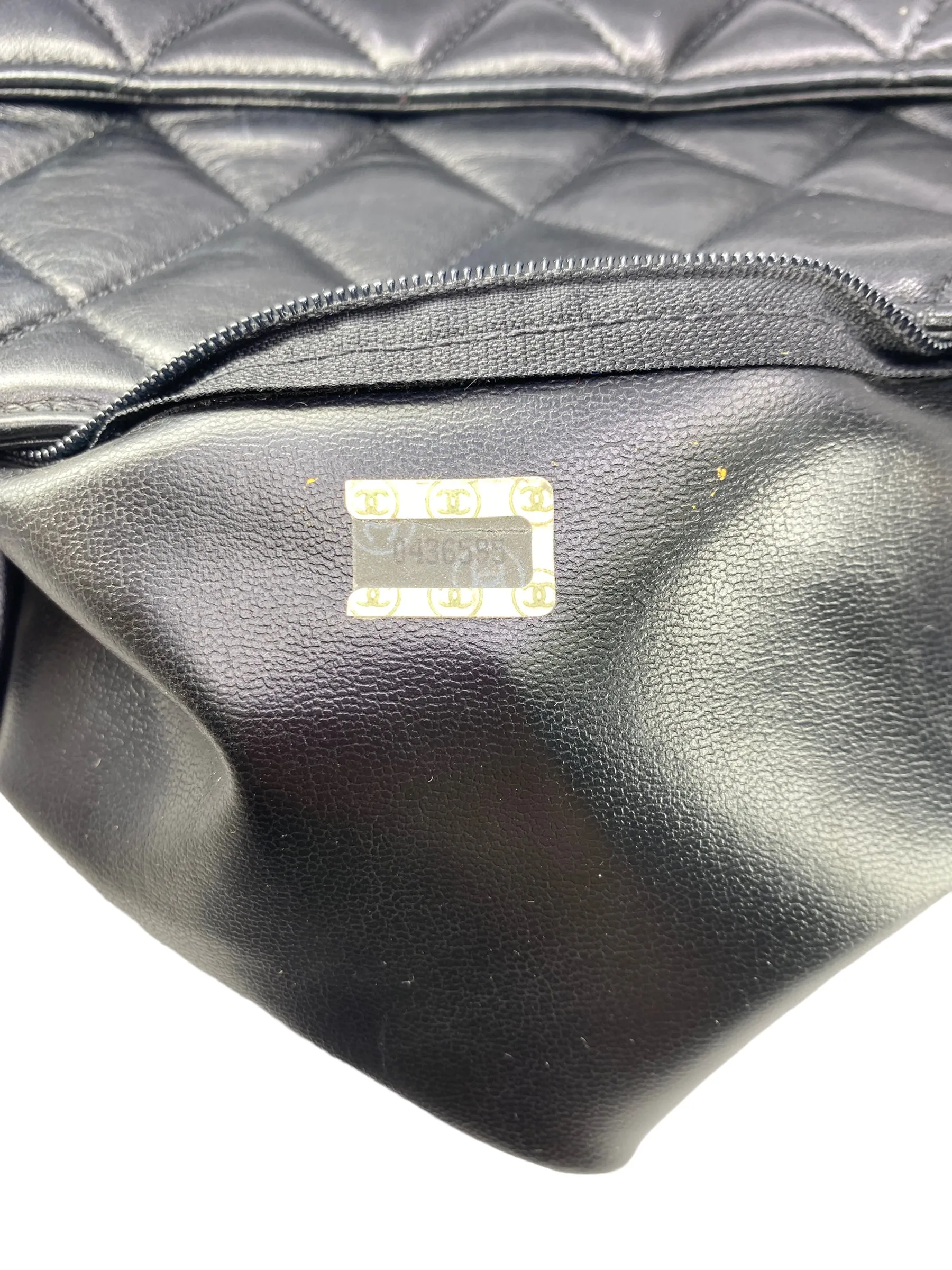 Chanel Caviar Lambskin Leather Shoulder Bag