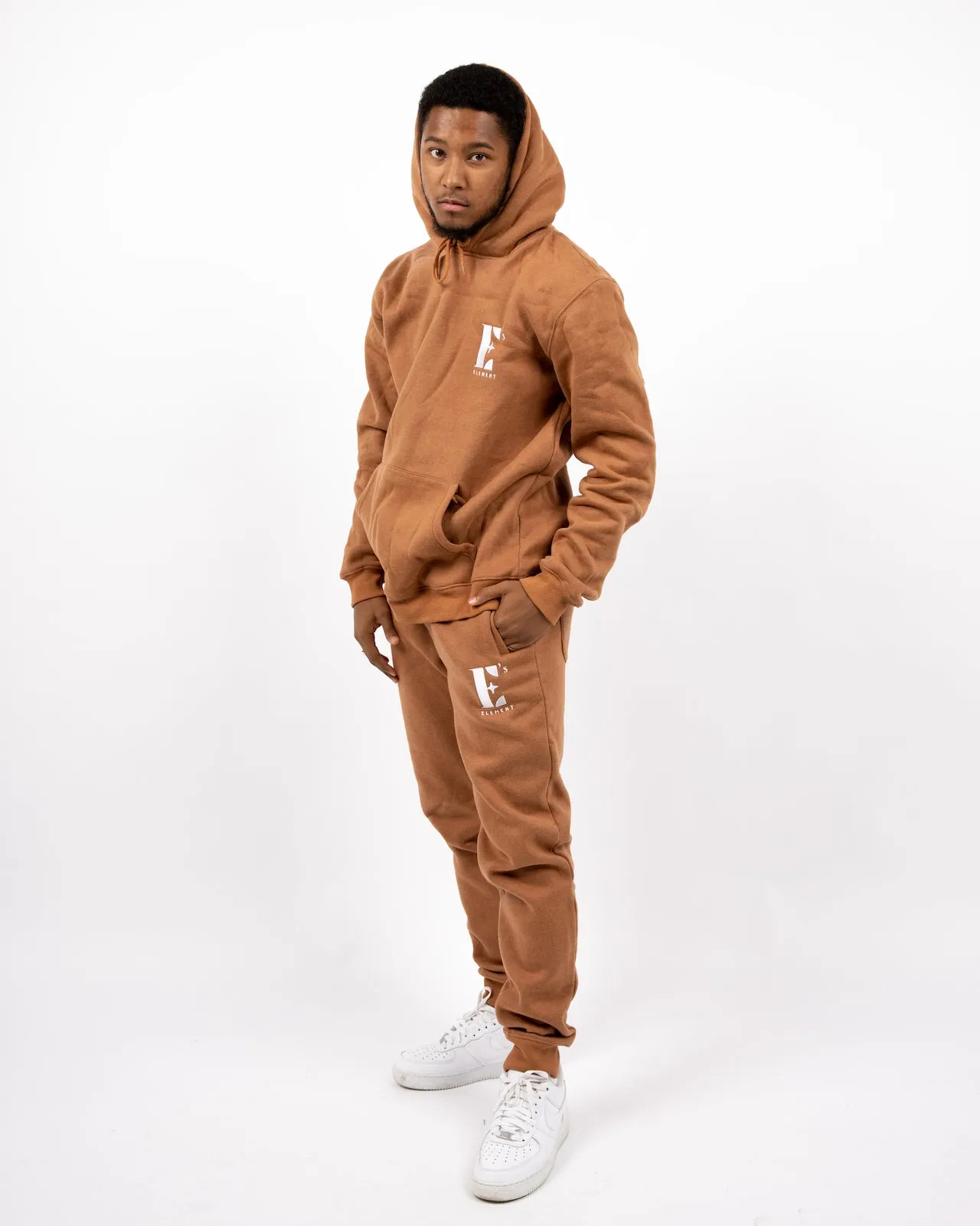 E's Element Essential Sweatsuit Set In Brown Sugar