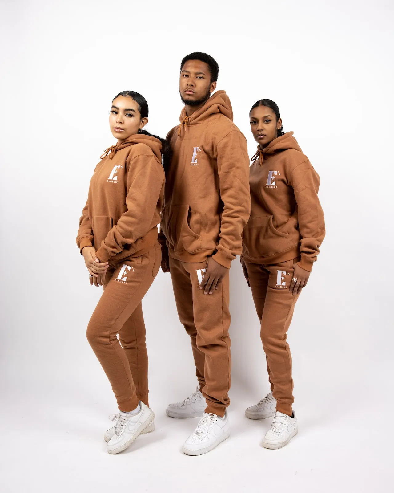 E's Element Essential Sweatsuit Set In Brown Sugar