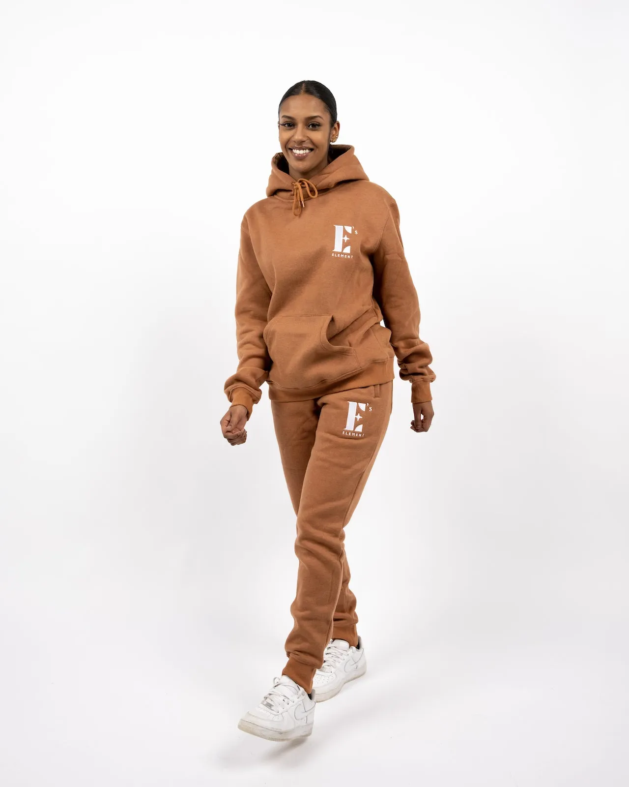 E's Element Essential Sweatsuit Set In Brown Sugar