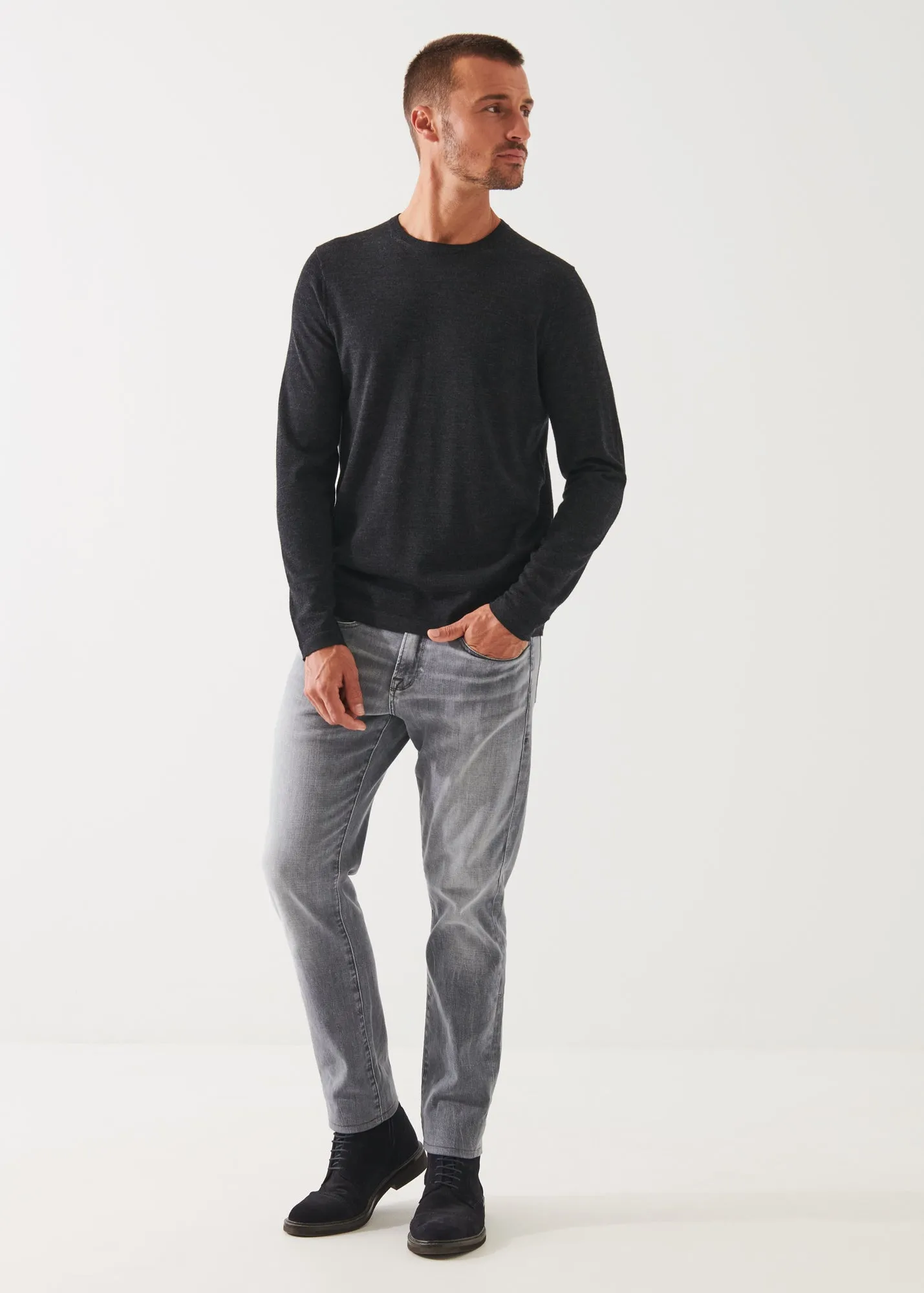 EXTRA-FINE MERINO CREWNECK