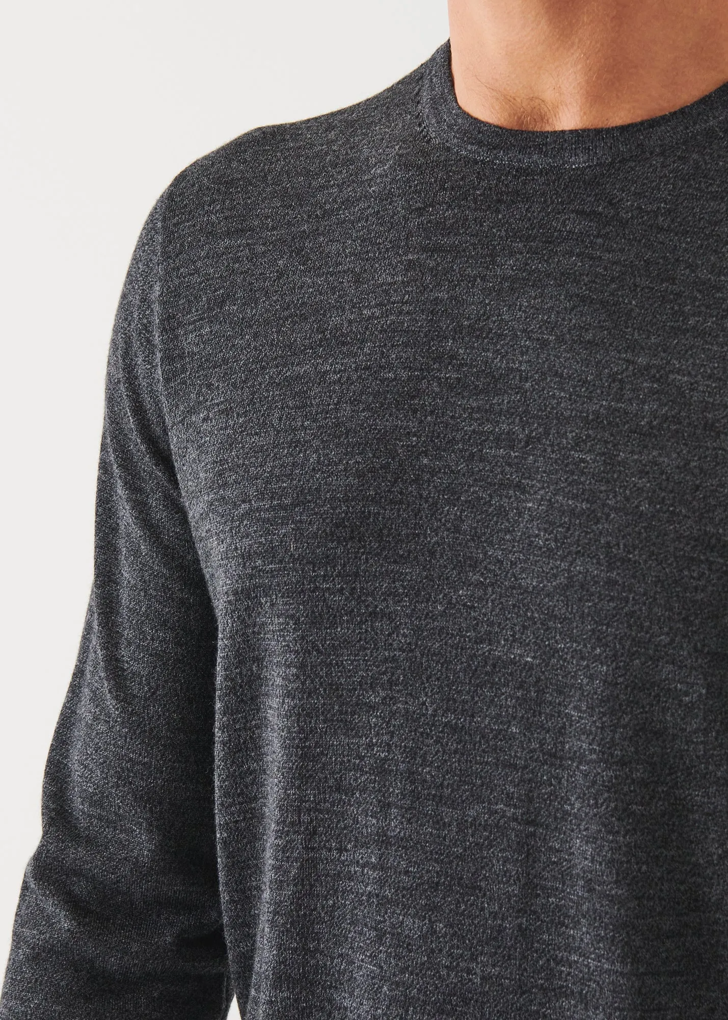 EXTRA-FINE MERINO CREWNECK