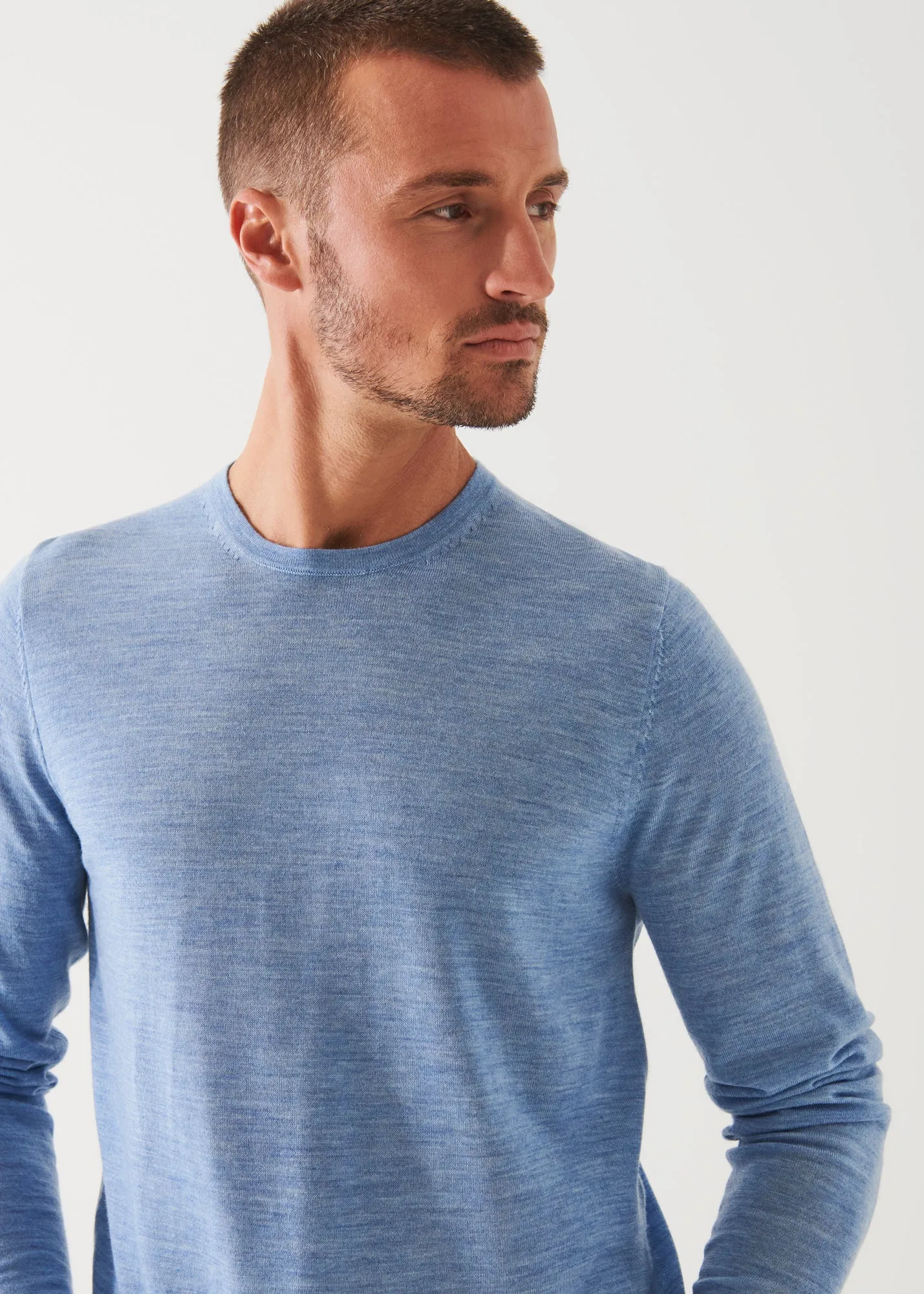 EXTRA-FINE MERINO CREWNECK