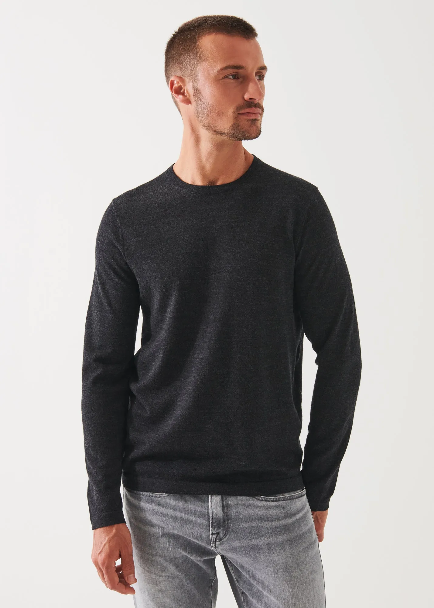 EXTRA-FINE MERINO CREWNECK