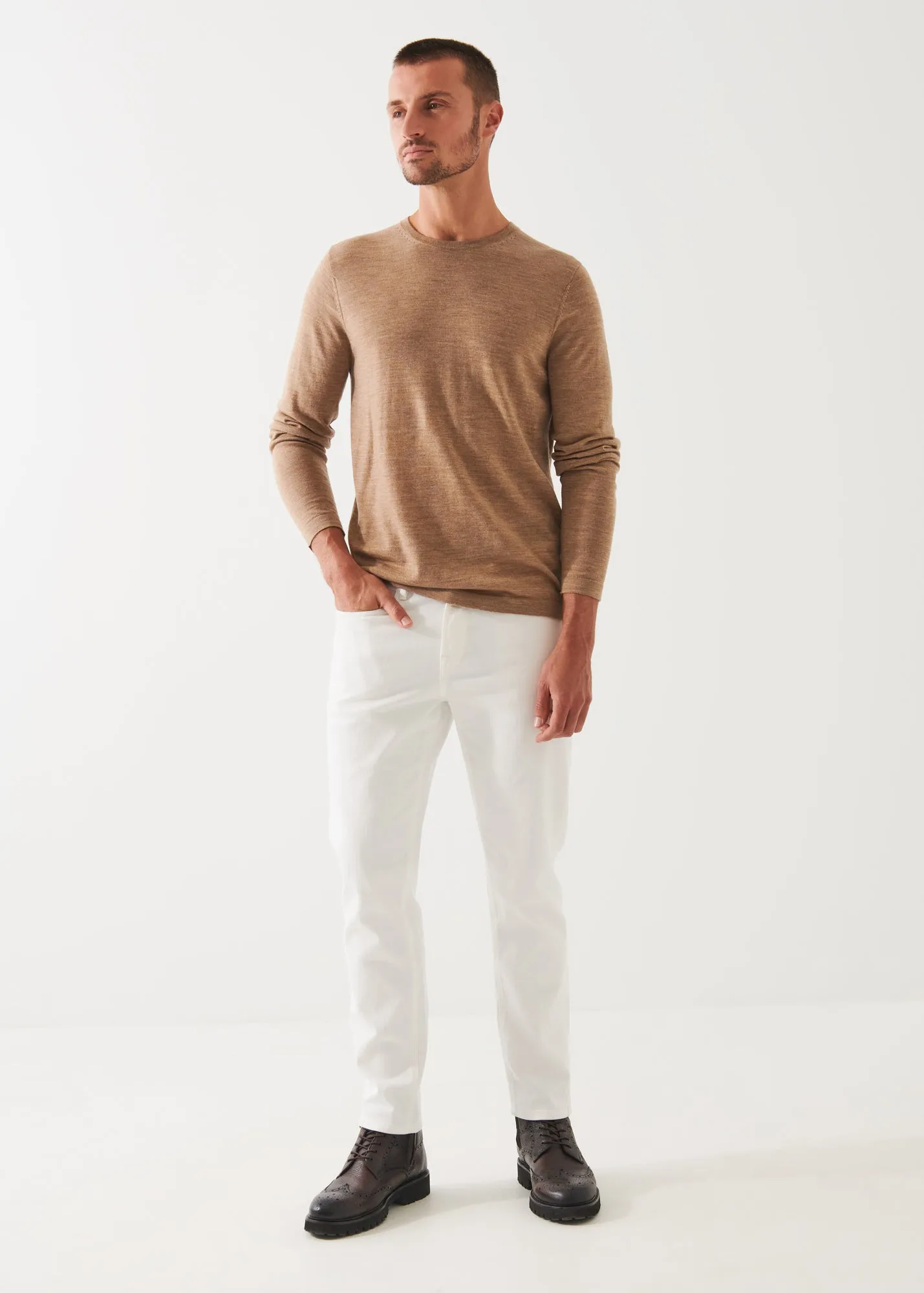 EXTRA-FINE MERINO CREWNECK