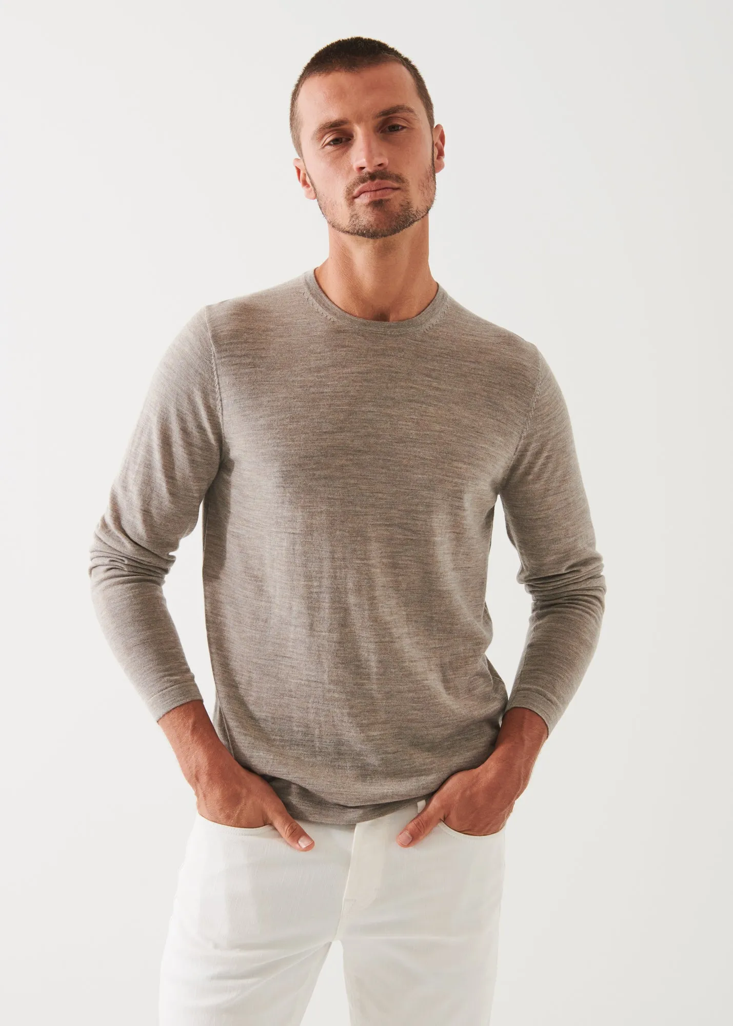 EXTRA-FINE MERINO CREWNECK