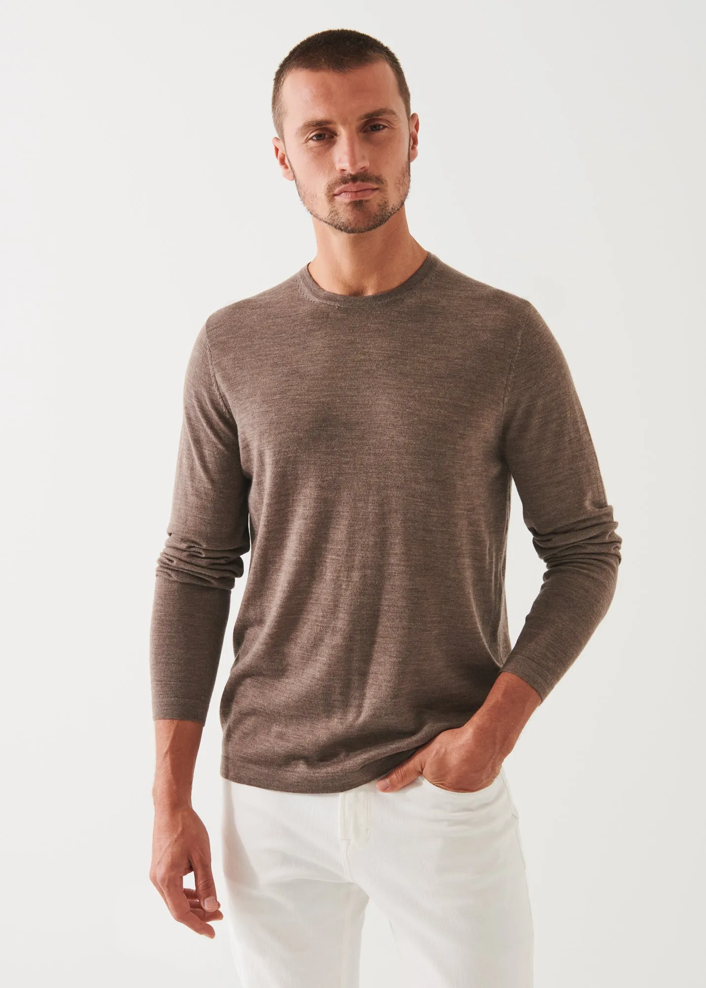 EXTRA-FINE MERINO CREWNECK