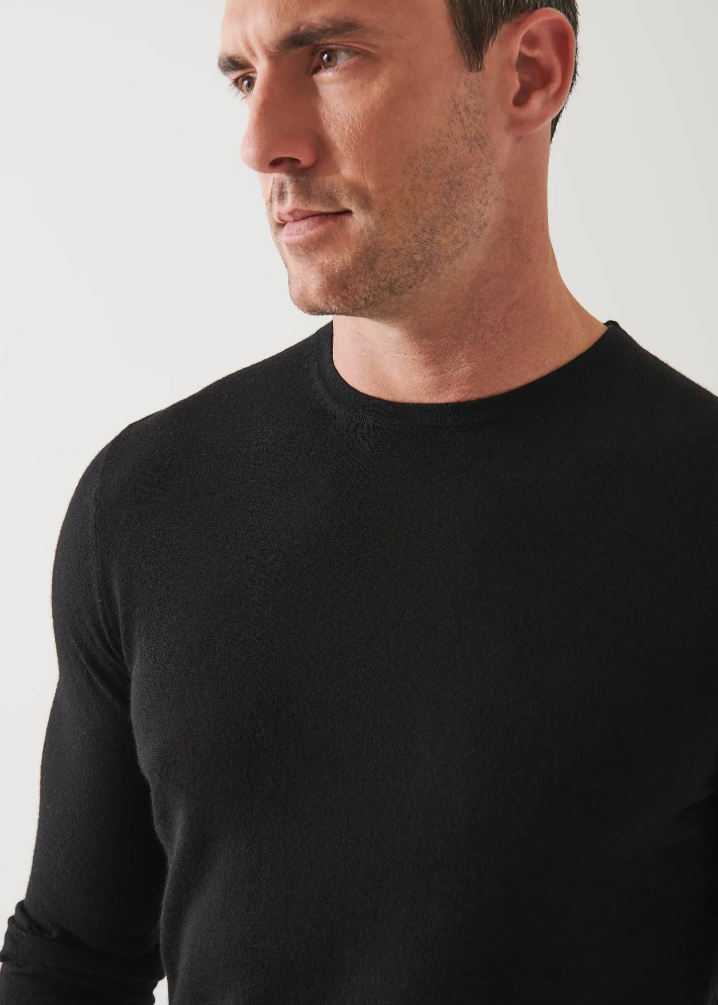 EXTRA-FINE MERINO CREWNECK