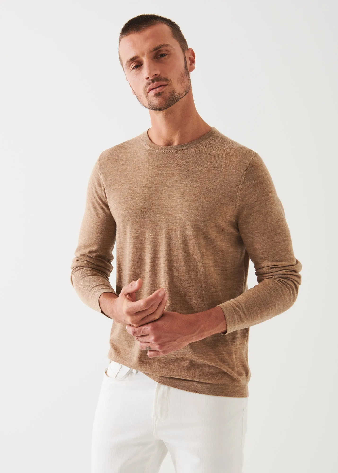 EXTRA-FINE MERINO CREWNECK