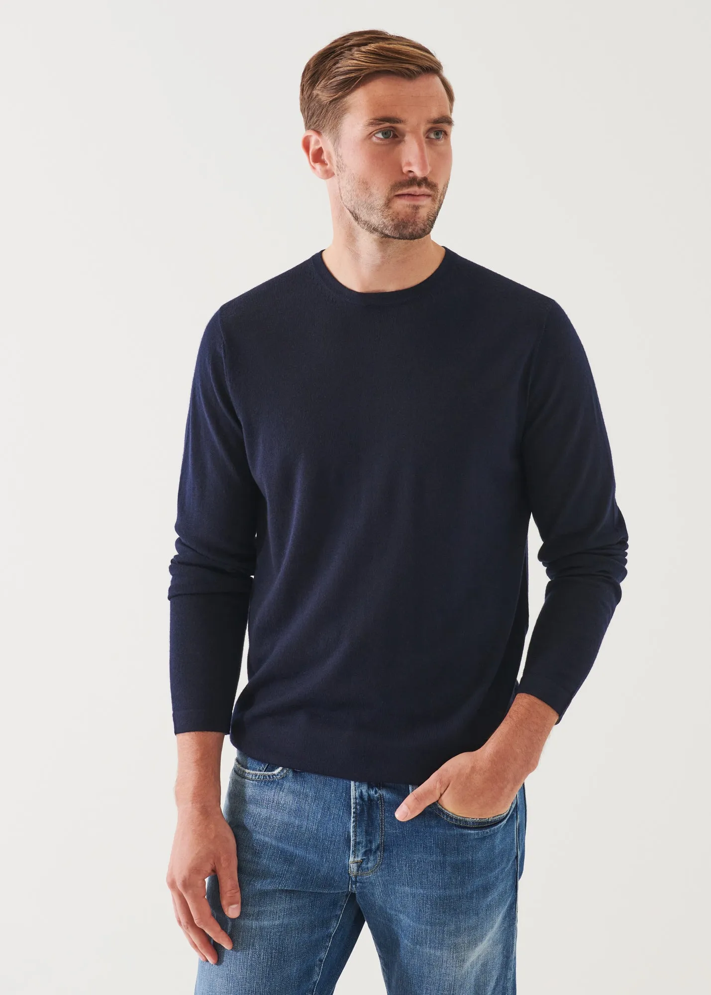 EXTRA-FINE MERINO CREWNECK