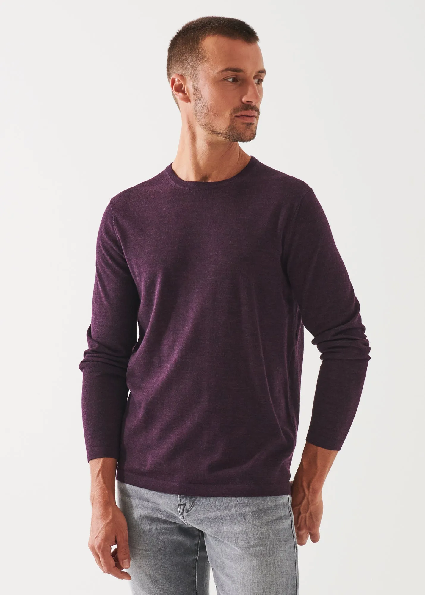 EXTRA-FINE MERINO CREWNECK