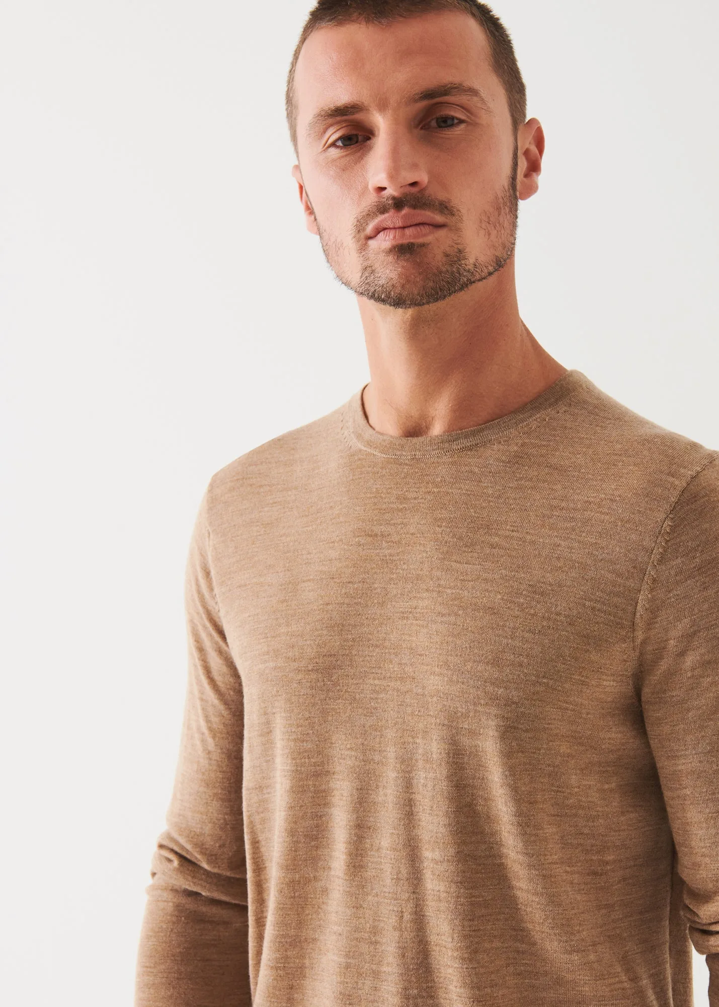 EXTRA-FINE MERINO CREWNECK