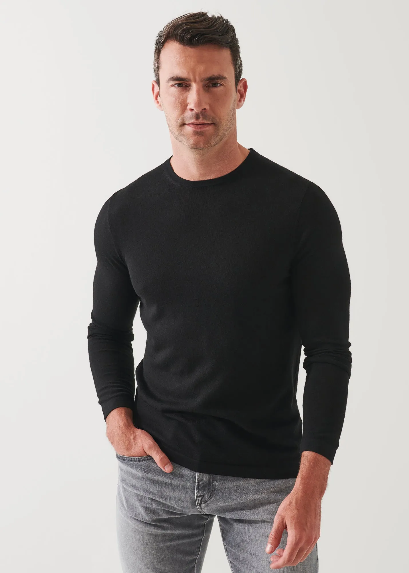 EXTRA-FINE MERINO CREWNECK