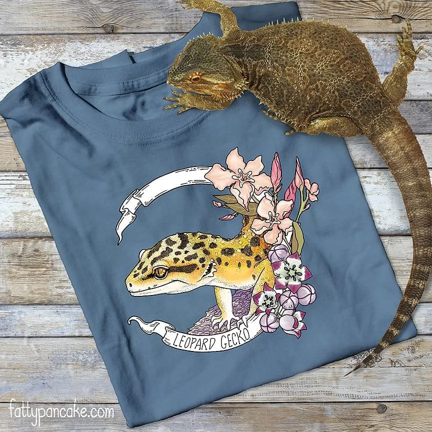 Leopard Gecko Banner Tee