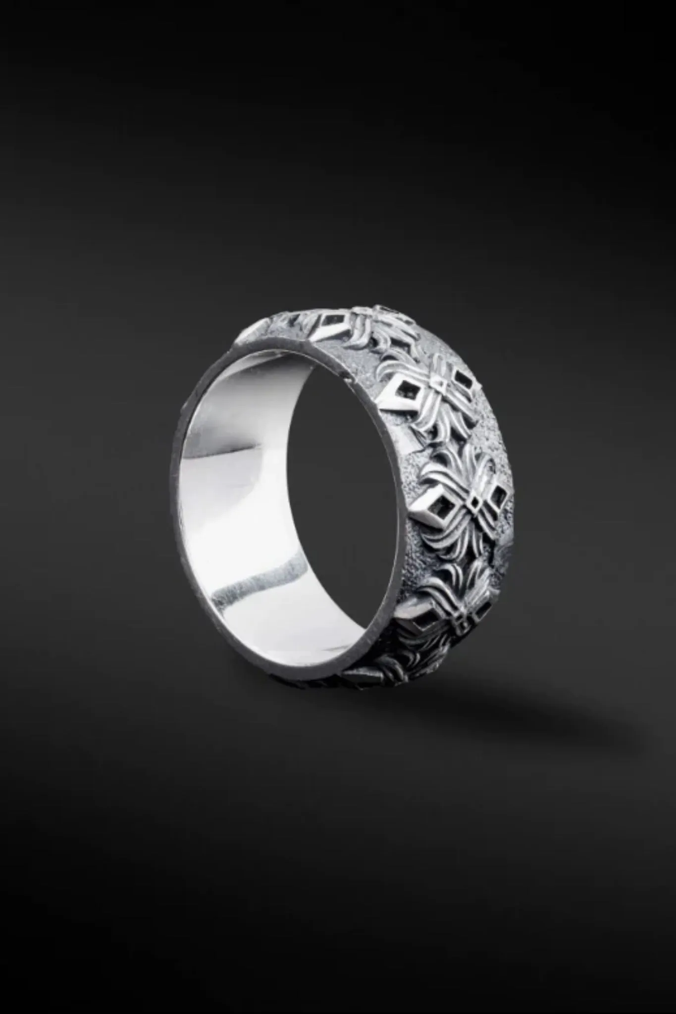 Lotus Loop Ring