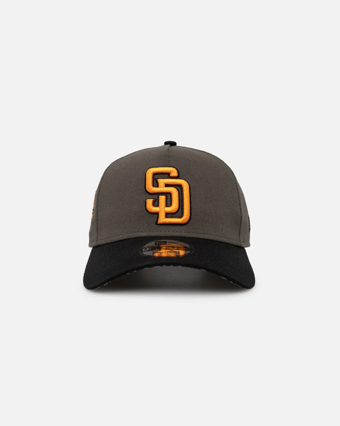 New Era San Diego Padres 'Legendary Charcoal' 9FORTY A-Frame Snapback Charcoal/Black