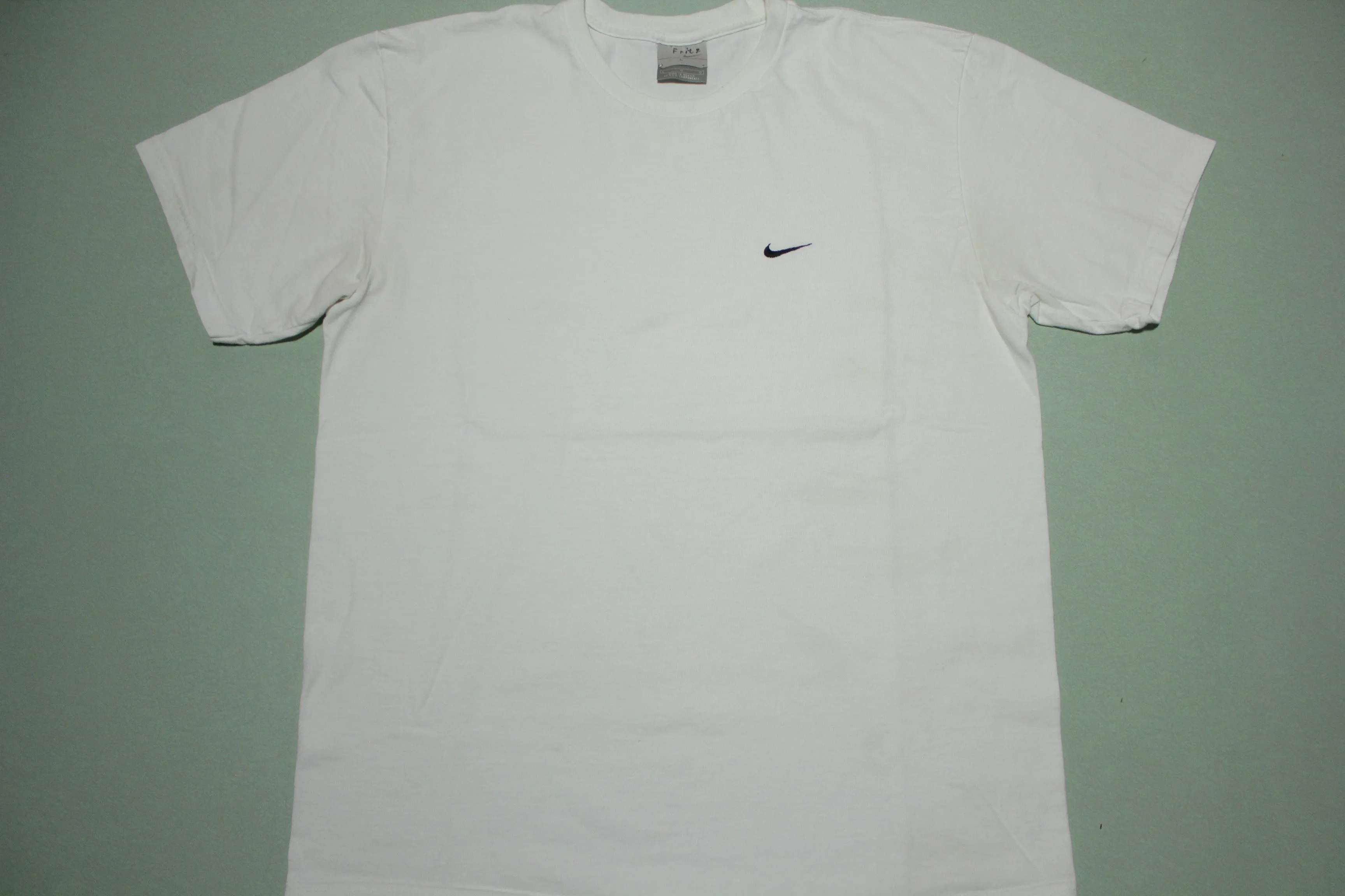 Nike Basic Essential Off Center Embroidered Mini Swoosh Check Stitched T-Shirt