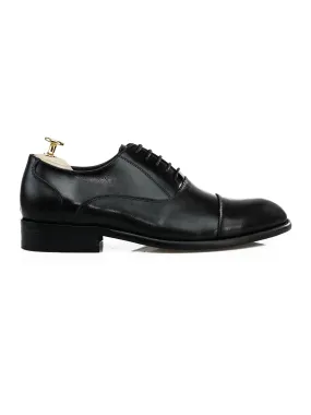 Oxford Cap Toe - Black Lace Up