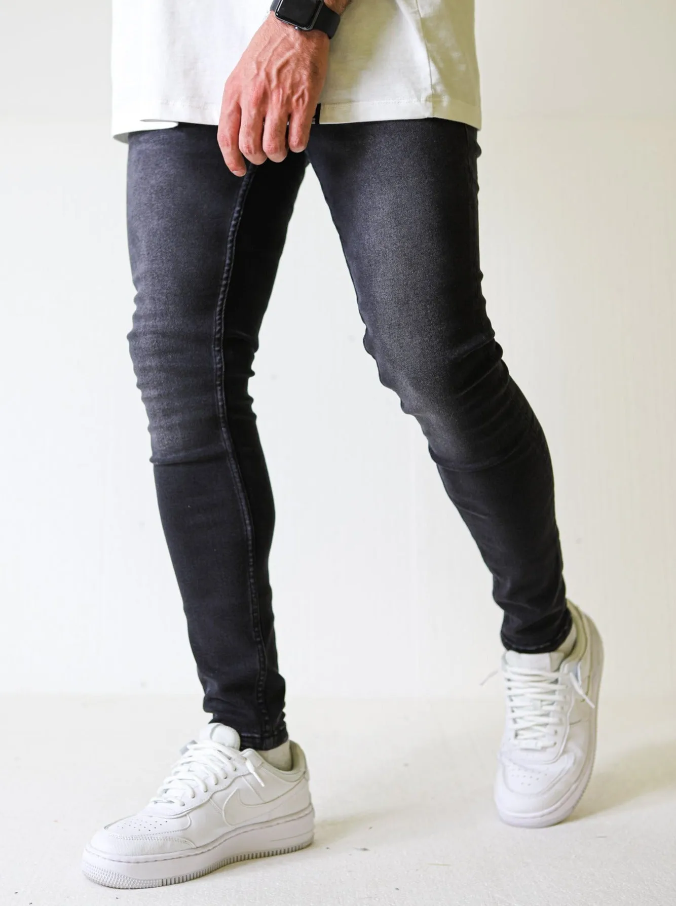 Premium 4X Stretch Dark Spray Jeans