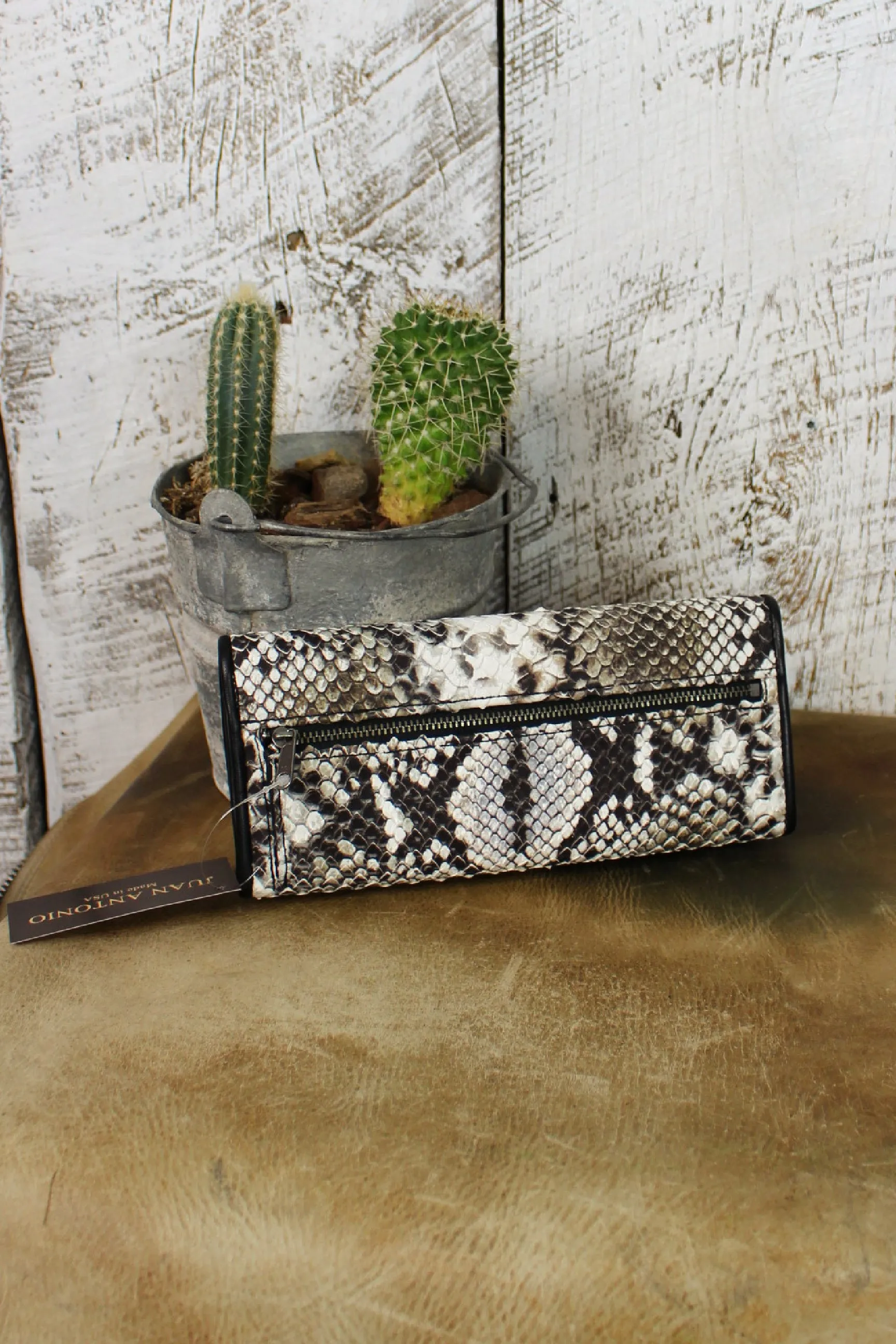 The Mohave Antonio Wallet